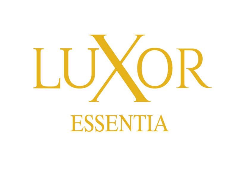 logo letras de fondo para pie de página Luxor Essentia